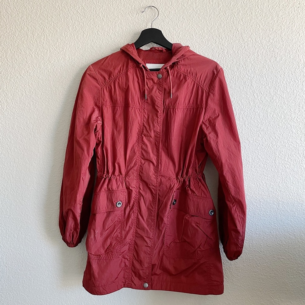 NEVER WORN American Eagle Rain Jacket 🌼